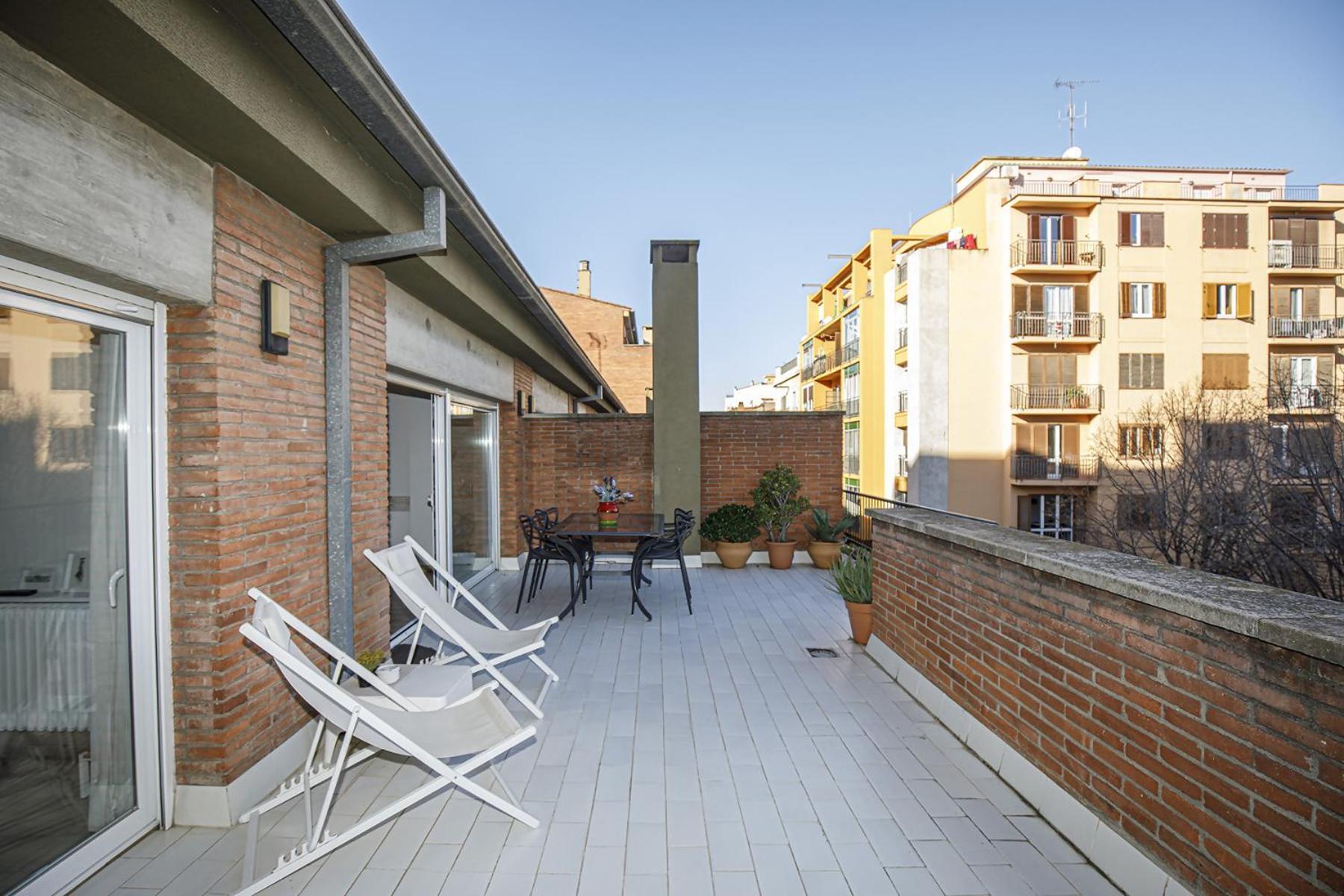 Apartamento Con Gran Terraza En Жирона Экстерьер фото
